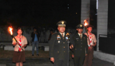 Komandan Kodim 1310/Bitung, Letnan Kolonel Inf Dewa Made DJ, saat Memimpin Upacara Apel Kehormatan dan Renungan Suci. (Dok. Istimewa)
