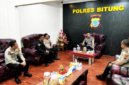 ‎Kapolres Bitung AKBP Arie Sutrisno Nugroho, S.H., S.I.K., M.H. menerima Tim Supervisi Bidang Humas Polda Sulawesi Utara (Dok. Istimewa)