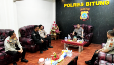 Kapolres Bitung AKBP Arie Sutrisno Nugroho, S.H., S.I.K., M.H. menerima Tim Supervisi Bidang Humas Polda Sulawesi Utara (Dok. Istimewa)
