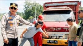 Wakapolres Bitung KOMPOL JH Daniel Korompis, S.E., M.H., Saat Pimpin Sidak Di SPBU. (Dok. Istimewa)
