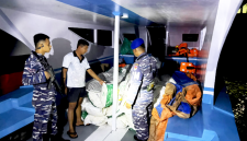 Petugas TNI AL Gorontalo, saat mengamankan Barang Bukti. (Dok. Istimewa)
