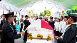 Almarhum Kombes Pol. Steidy Raranta, S.I.K., NRP 72090595, saat akan di berangkatkan. (Dok. Istimewa)
‎